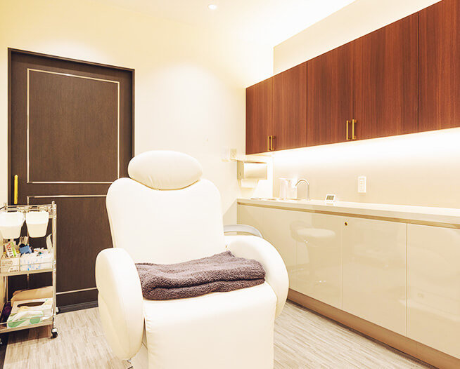 形成外科専門医による安心の美容医療